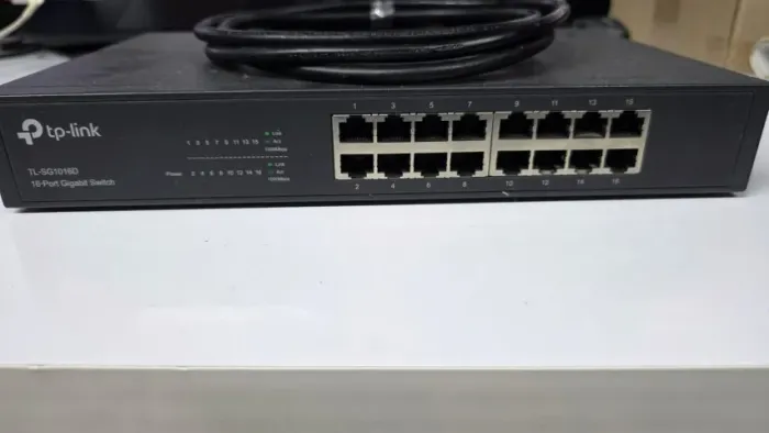 Switch TP-Link TL-SG1016D Gigabit 16 Portas 10/100/1000 Mbps