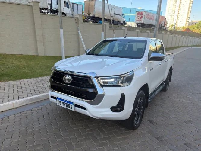 Toyota Hilux CD SRX 4X4 2.8 TDI 16V Diesel Aut. 2018