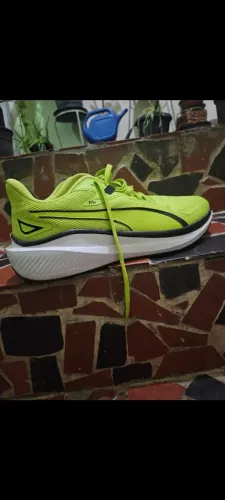 Tenis puma (verde) muito bem conservado