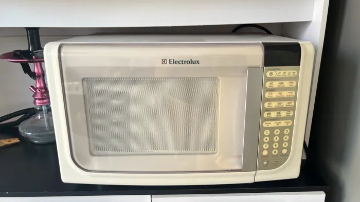 Vendo microondas usado em bom estado