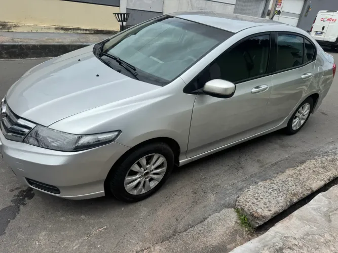 Honda City Sedan LX 1.5 Flex 16V 4P Aut. 2013