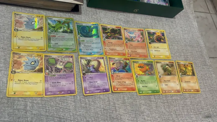 Cartas antigas Pokémon delta species normal e holo