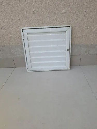 Porta alumínio branco 