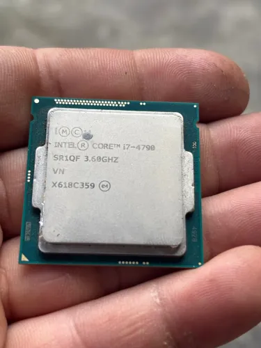 Processador i7-4790. Usado com garantia