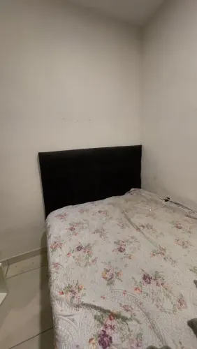 Cama de casal com cabeceira