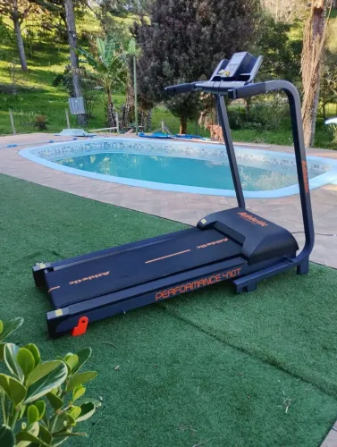 Esteira Athletic Performance 410T Profissional 14k/h