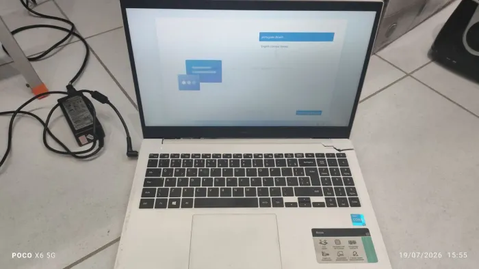 Notebook Samsung book branco