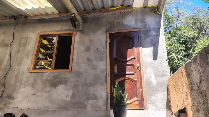 Alugo quitinete
