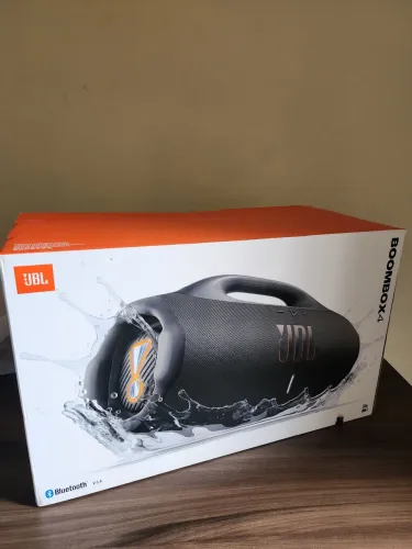 JBL boombox 4 ( NÃO troco- Nova zero )