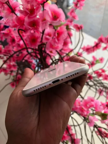 Vendo um iPhone 11