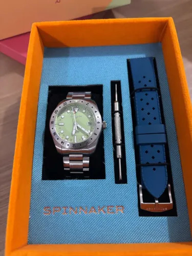 Relógio Spinnaker Croft 39 GMT Automatic