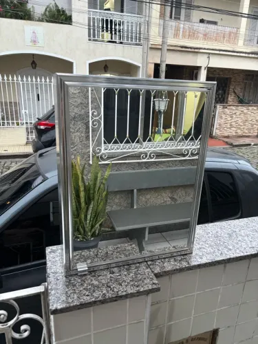 Vendo armário de banheiro