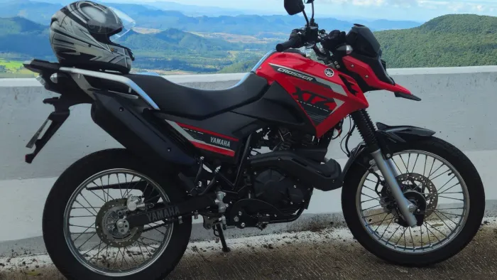 Crosser muito nova