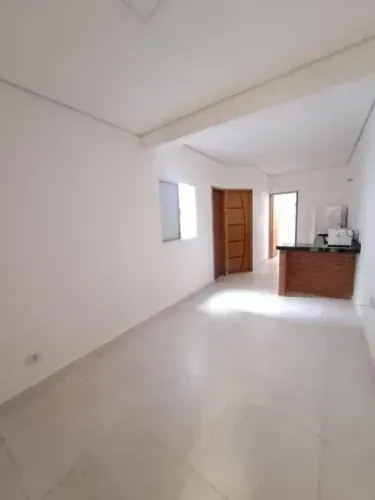 Amplo/ Ótima localização/ sem portaria e elevador