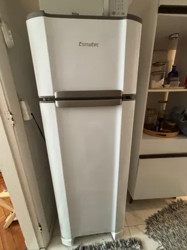 Geladeira Esmaltec Duplex (refrigerador) 276L - Excelente estado - pronta retirada