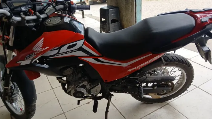 Nxr bros 160 2017 pra vender ou trocar em fan 160 ou lander 250 xre 300