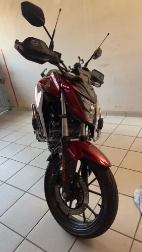 Honda CB300F Twister