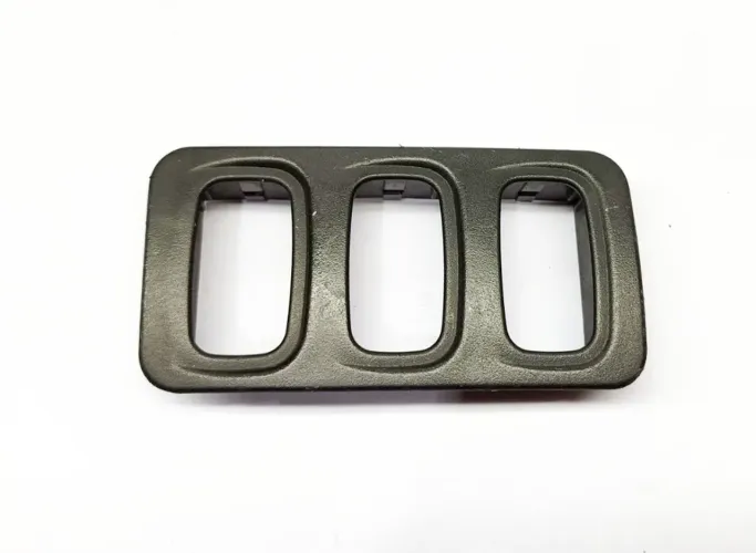Moldura Botao Farol Milha Pajero Tr4 03/15 51617