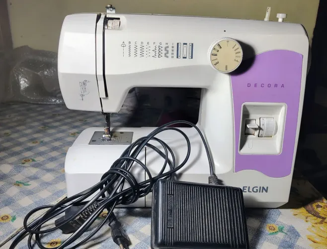 Máquina de Costura ELGIN JX-2080-2 220V
