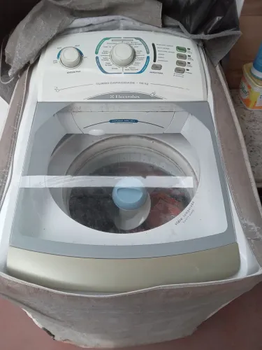 Disp.Máquina lavar roupa 10kl eletrolux