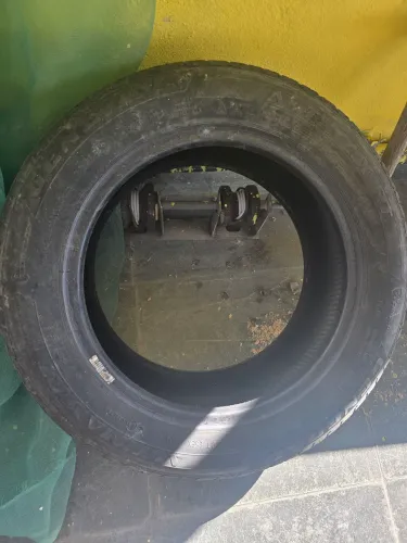 Pneus usados várias medidas.