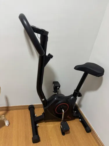 Bicicleta Ergométrica Seminova