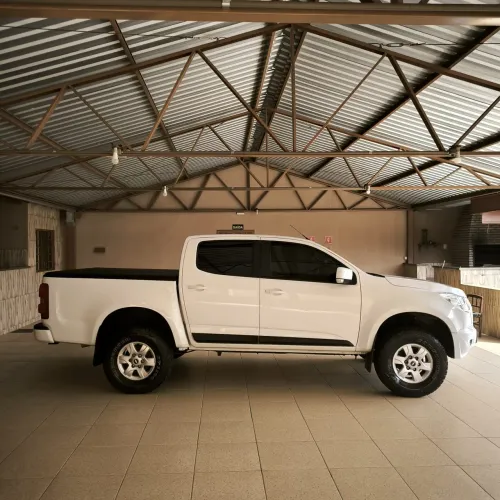 Chevrolet S10 Pick-up LT 2.5 Flex 4X2 CD 2016