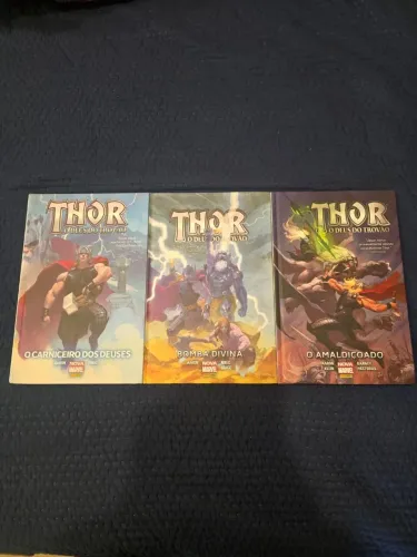 Combo Thor Nova Marvel 3 vol. O Carniceiro dos deuses, Bomba divina e O amaldiçoado