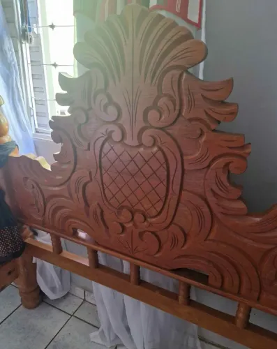 Cama pura cerejeira