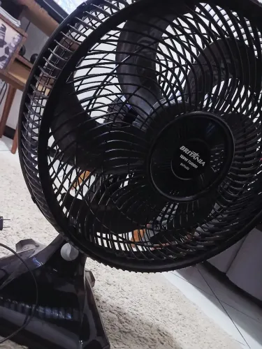 PRA SAIR LOGO!!! Ventilador Britânia Turbo 150W super potente.