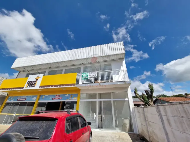 Loja próximo do Centro de Almirante, perto do Terminal Metropolitano, nos fundos da Sanepa