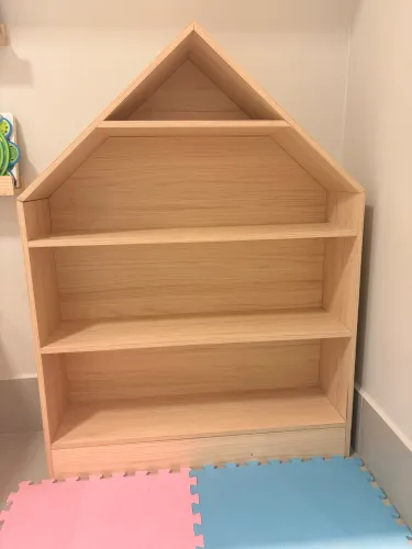 Estante infantil casinha