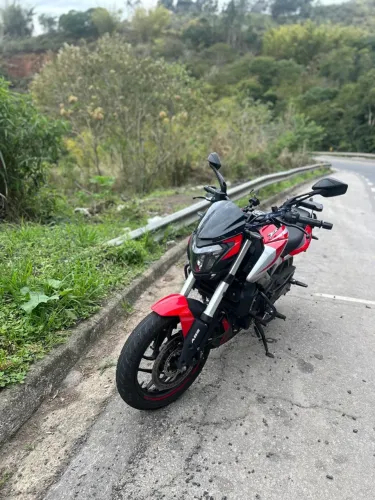 Dominar 250 com 17 mil rodado apenas