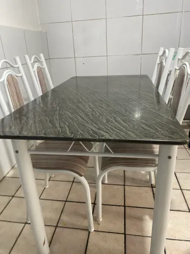 Mesa de mármore