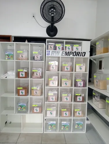 Vendo empório completo já abastecido....