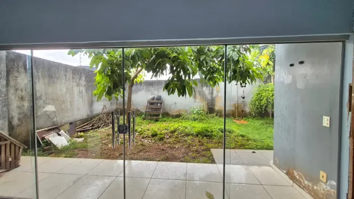 Casa a Venda no Bairro Aponiã com 3 suítes