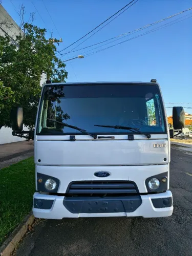 Ford Cargo 816E Turbo