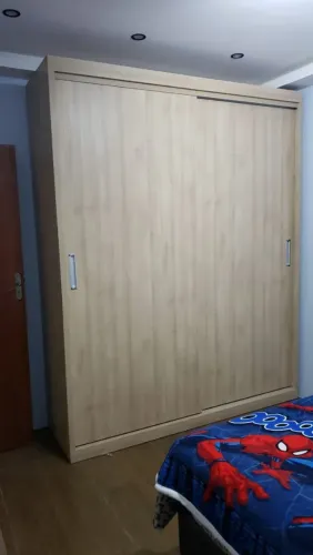 Guarda roupa planejado solteiro interior de gramado