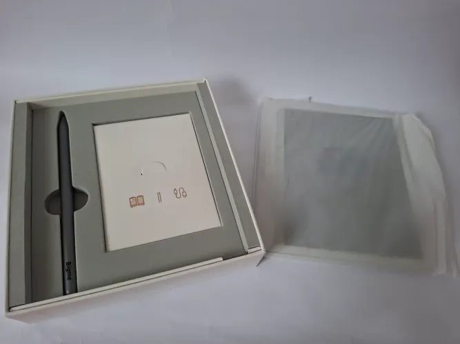 E-READER BIGME B751CS SEMI-NOVO