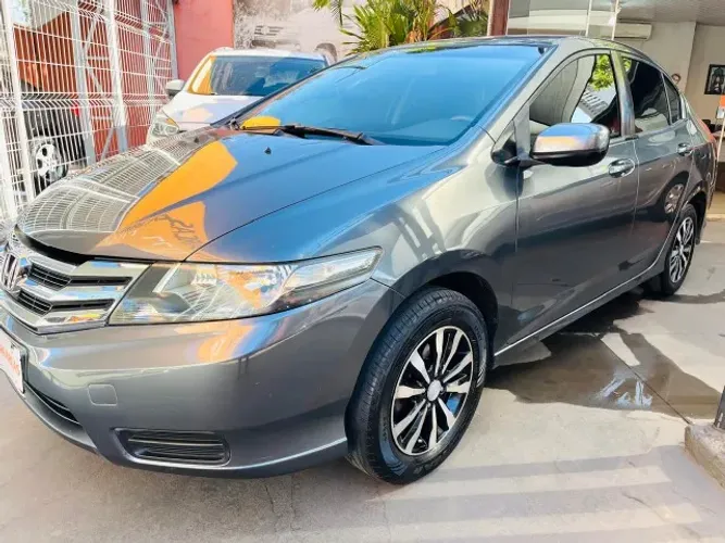 Honda City Sedan LX 1.5 Flex 16V 4P Aut. 2013