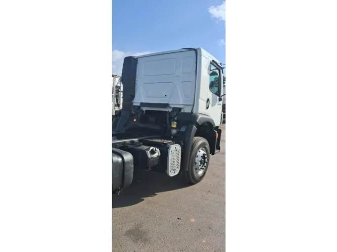 Volkswagen 31.330 2023