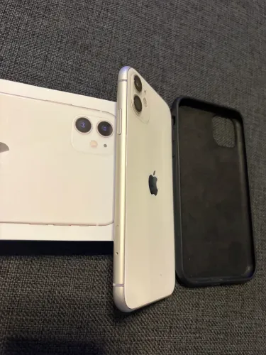 iPhone 11 64gb branco usado 