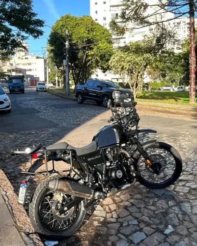 Royald Enfield Himalayan 411 Granite Black