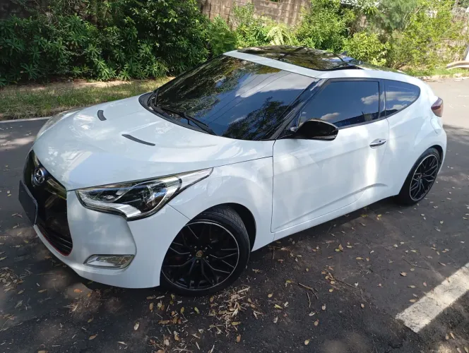 Hyundai Veloster 1.6 16V 140cv Aut. 2013