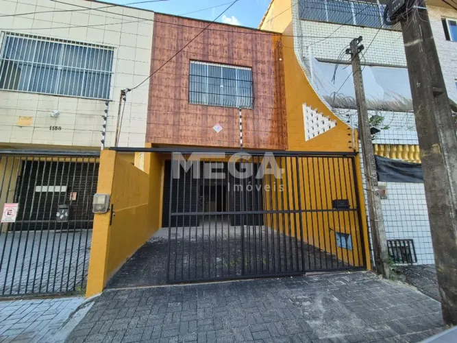 Ponto Comercial no bairro Montese em Fortaleza, CE