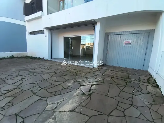 Aluga - se sala comercial 03 banheiros Bairro Mathias - velho