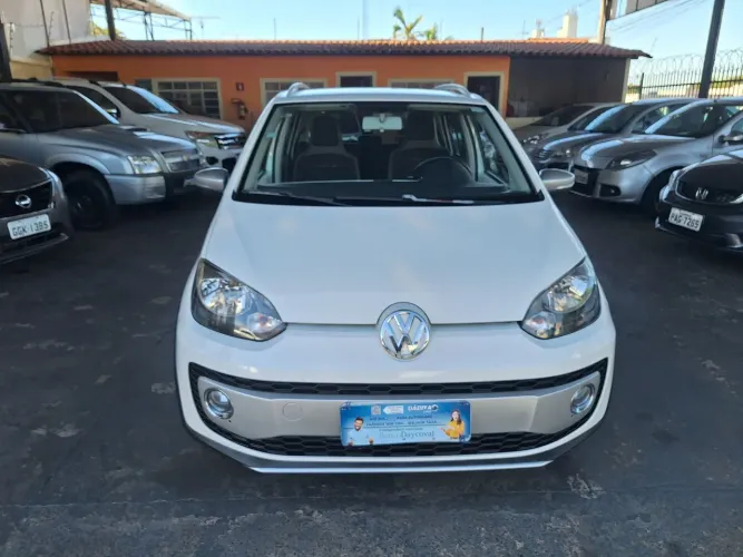 Volkswagen Up! Cross 1.0 TSI Total Flex 12V 5P 2016