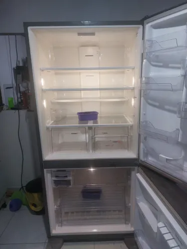 Geladeira brastemp inverter tudo funcionando  sem detalhes