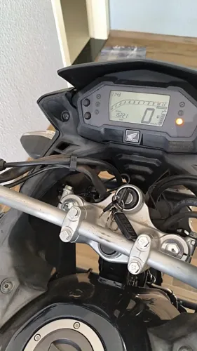 Vendo XRE 190 apenas 15000KM
