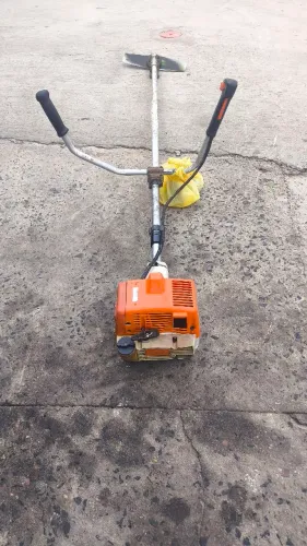 Roçadeira Stihl fs160